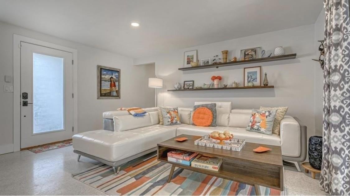 2904 Homasassa Rd - Photo 4 of 37