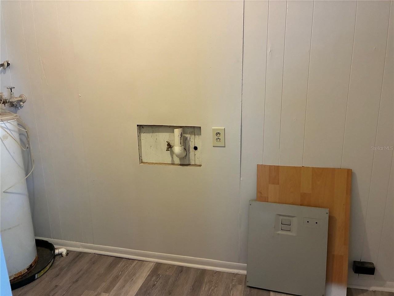 470 Sw Dove St - Photo 7 of 20