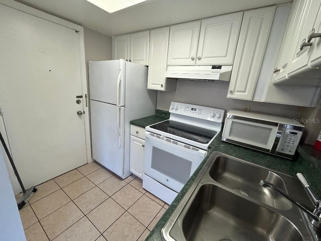 5582 Green Shadows Pl #20-2 - Photo 4 of 19