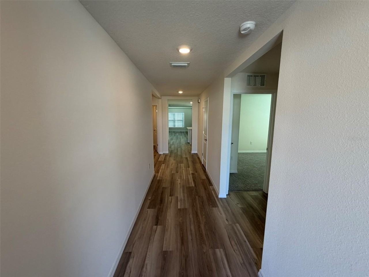 8867 Sw 46th Ter - Photo 5 of 23