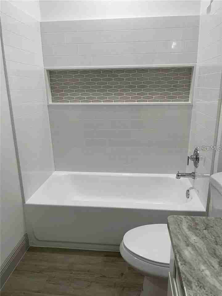 227 Balboa Dr - Photo 4 of 9