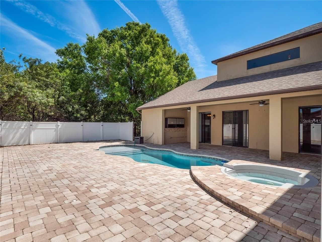 3934 Marietta Way - Photo 4 of 32