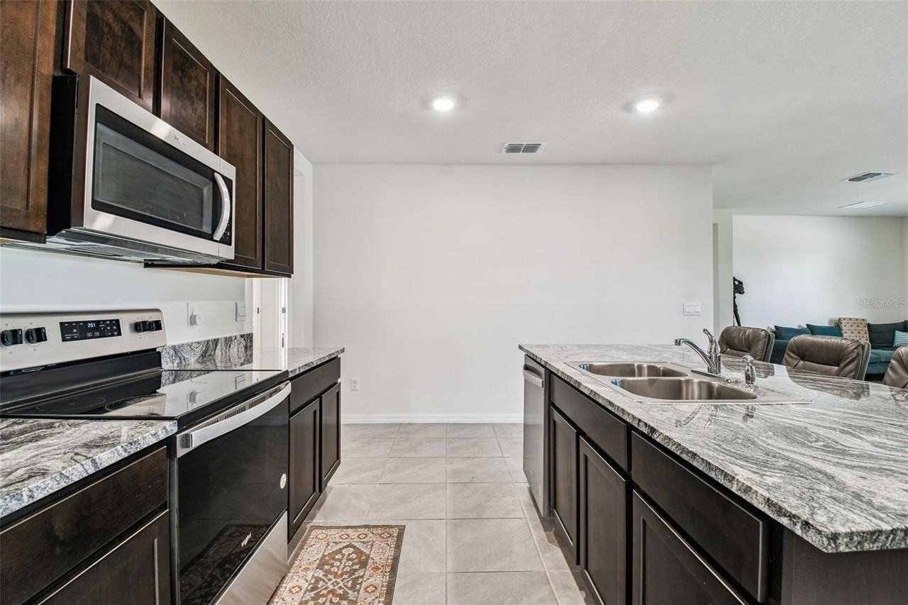 33635 Field Maple Loop - Photo 7 of 35