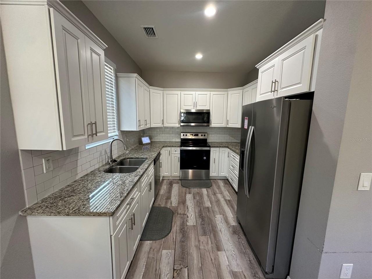 4803 35th Cir - Photo 3 of 32