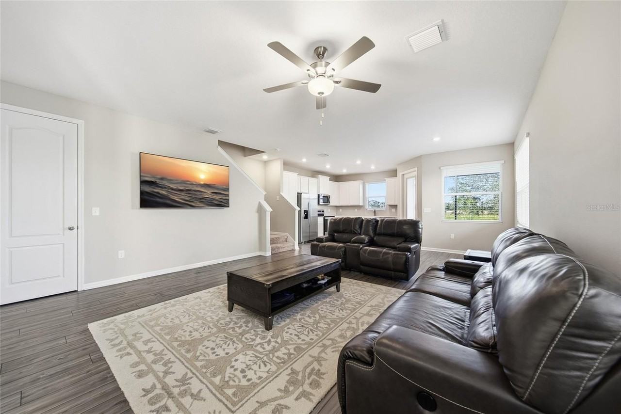 11405 Cay Spruce Way - Photo 4 of 34