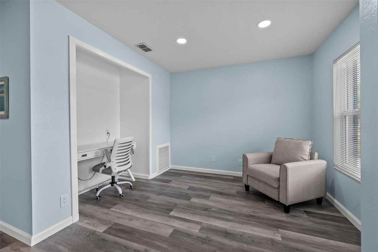 2832 47th Ave S - Photo 3 of 26