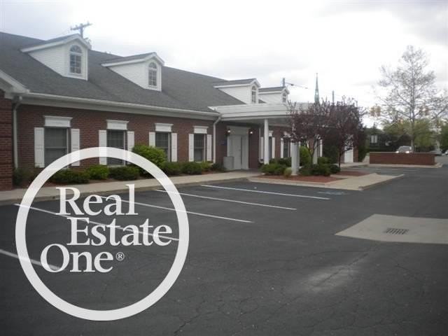 15050 East Jefferson Avenue - Photo 3 of 43