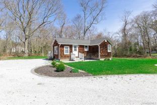 572A Montauk Hwy - Photo 1 of 1