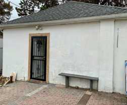 76 Garden City Ave - Photo 1 of 1