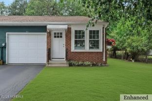 6 Bayberry Ln - Photo 1 of 1