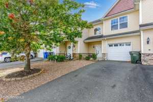 featured image of 100 Pine St Unit 3 #3