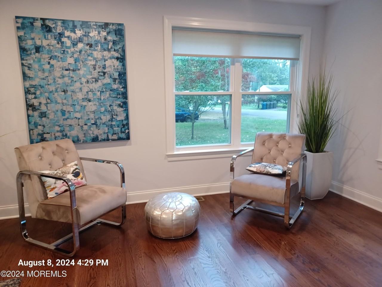 241 Woodcrest Rd - Photo 3 of 19