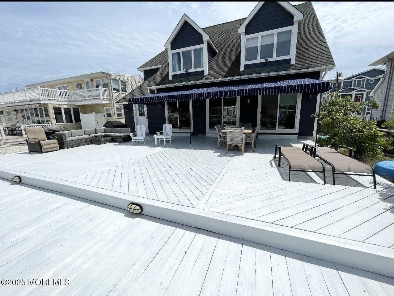 241 Westmont Ave - Photo 2 of 26