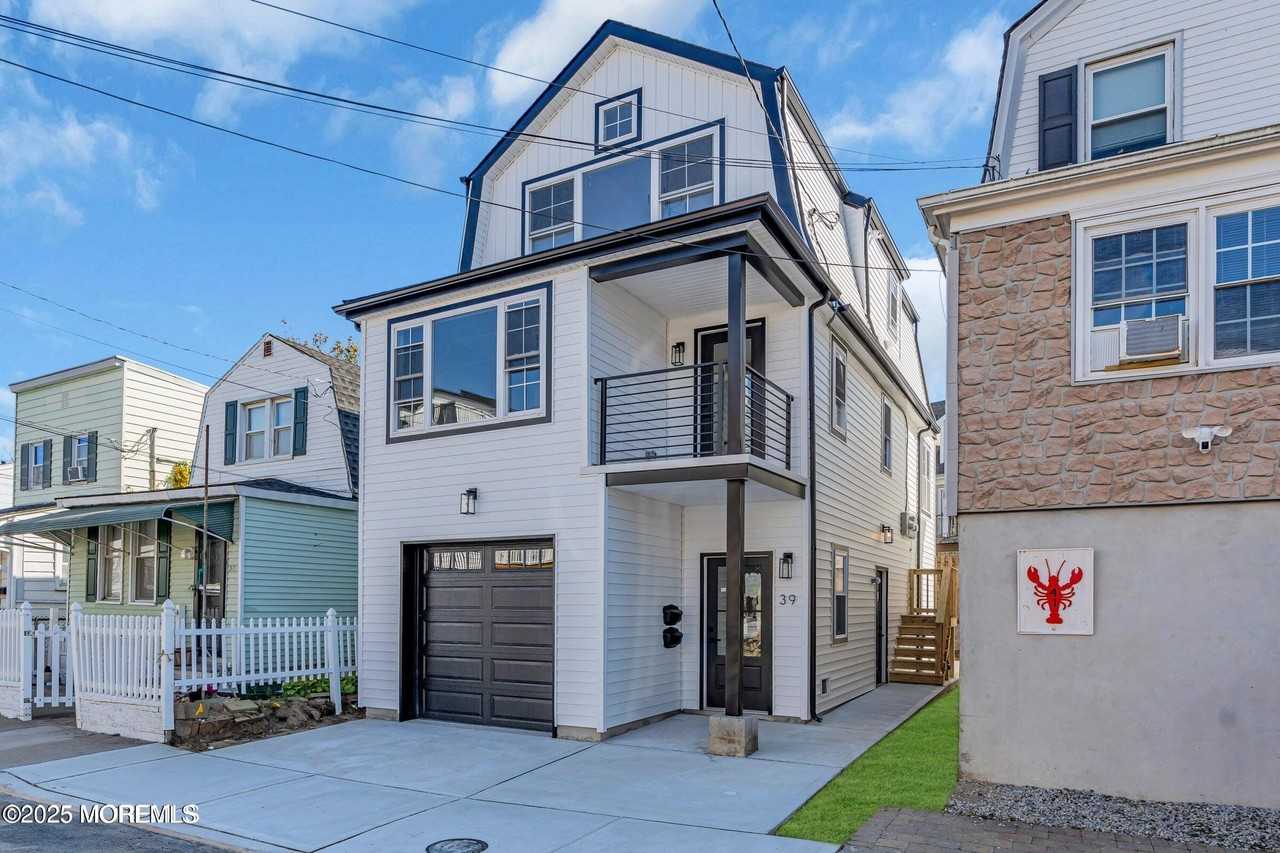 39 Seadrift Ave - Photo 3 of 12