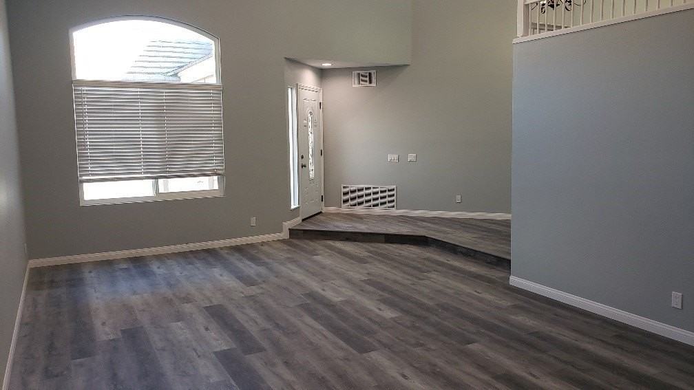 15692 Live Oak Rd - Photo 2 of 30