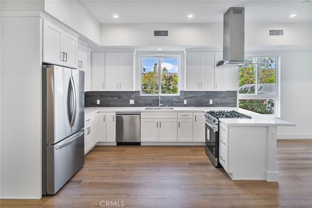 5308 Oakland St - Photo 6 of 28