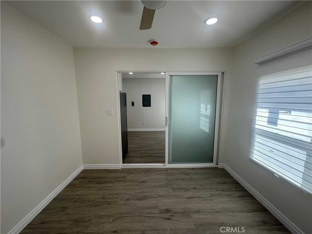 20655 Lemmer St - Photo 4 of 25