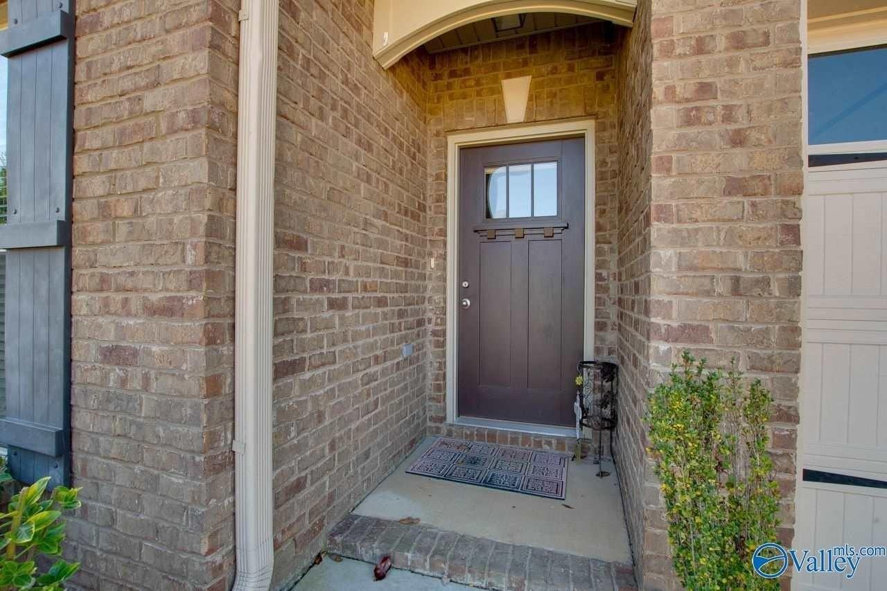 7206 Lathan Dr Se - Photo 4 of 34