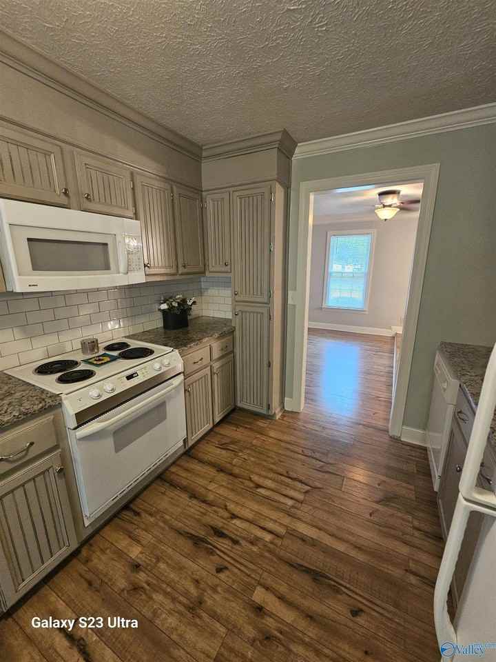 15267 E Limestone Rd - Photo 3 of 21