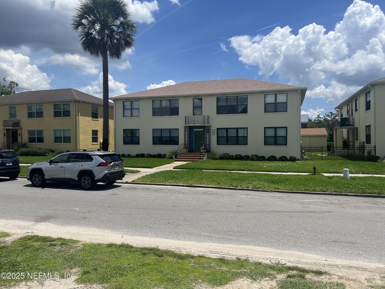 1789 River Road #4 - Photo 2 of 31