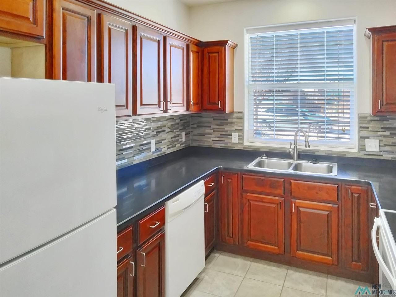 2521 Joes Ln - Photo 5 of 26