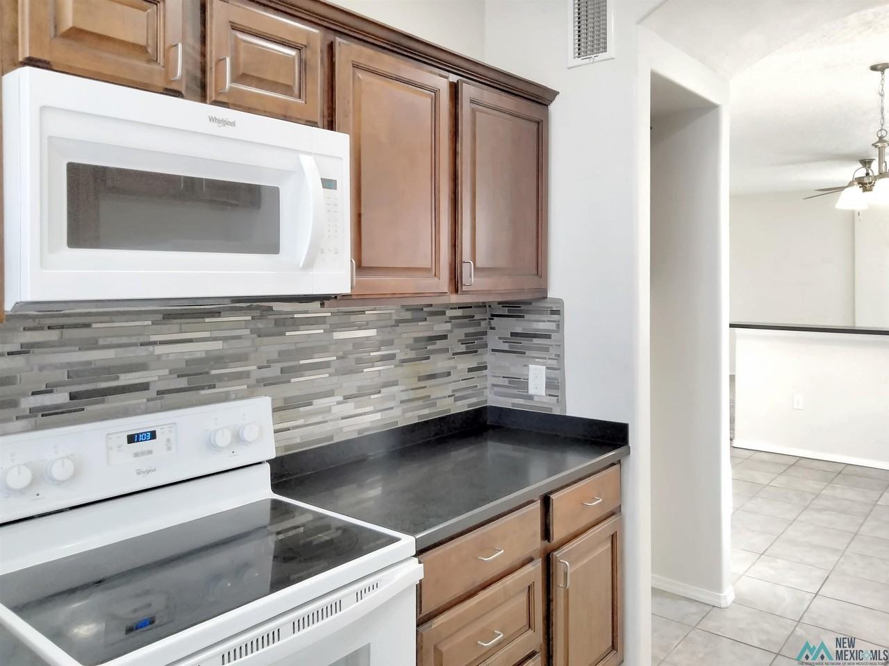 2521 Joes Ln - Photo 7 of 26