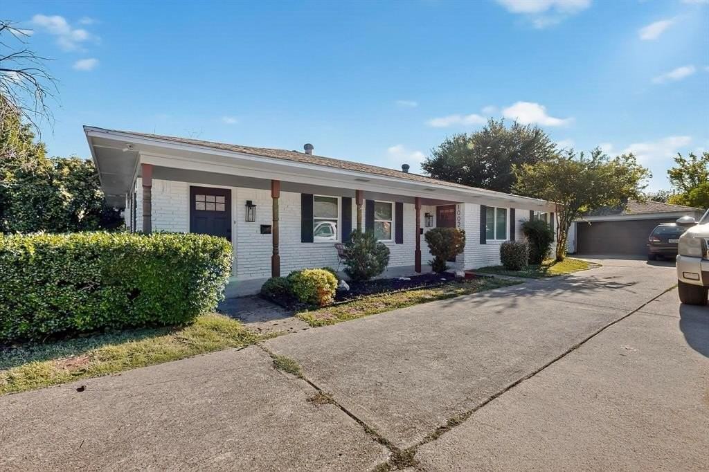 10018 Olmos Dr #10020 - Photo 2 of 37