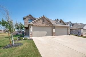 featured image of 5002 Villas Dr