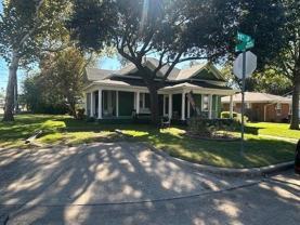 1108 11th Street - Photo 1 of 1