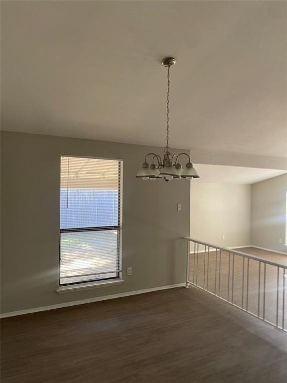 470 Mckinley St - Photo 4 of 18