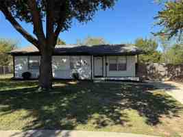 featured image of 1833 Grove Circle