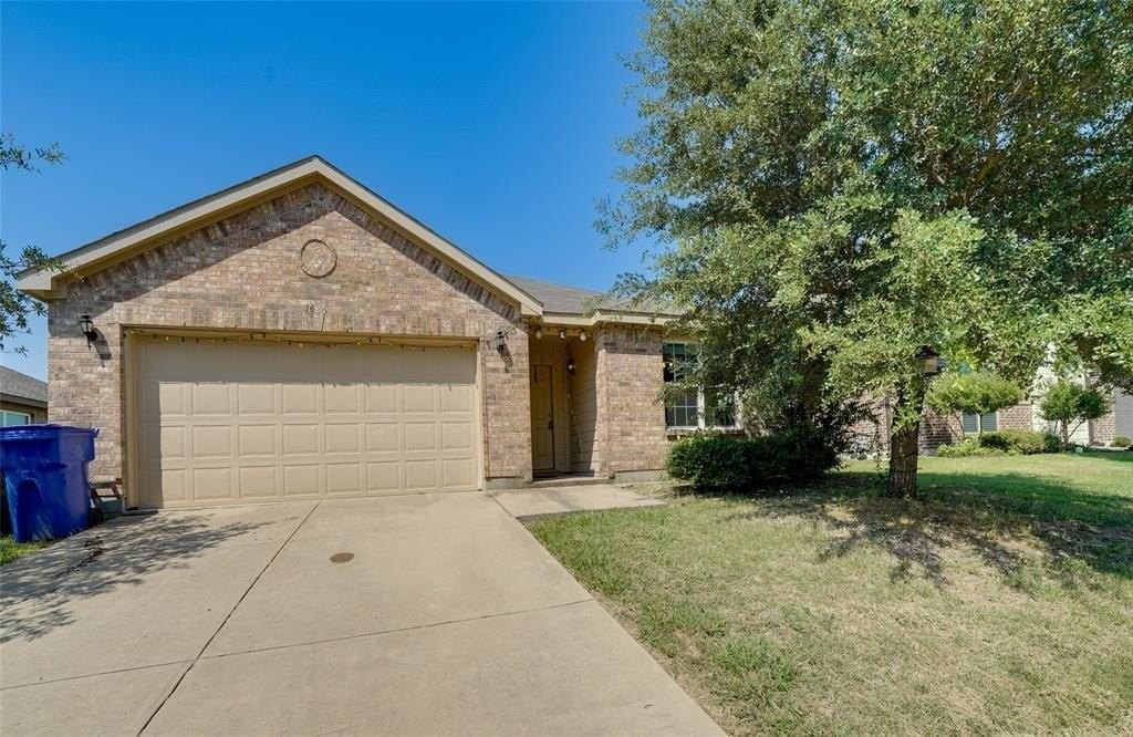 1426 South Raven Drive - Photo 2 of 23