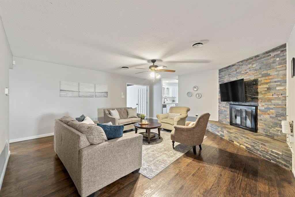 8009 Northbrook Drive - Photo 7 of 34