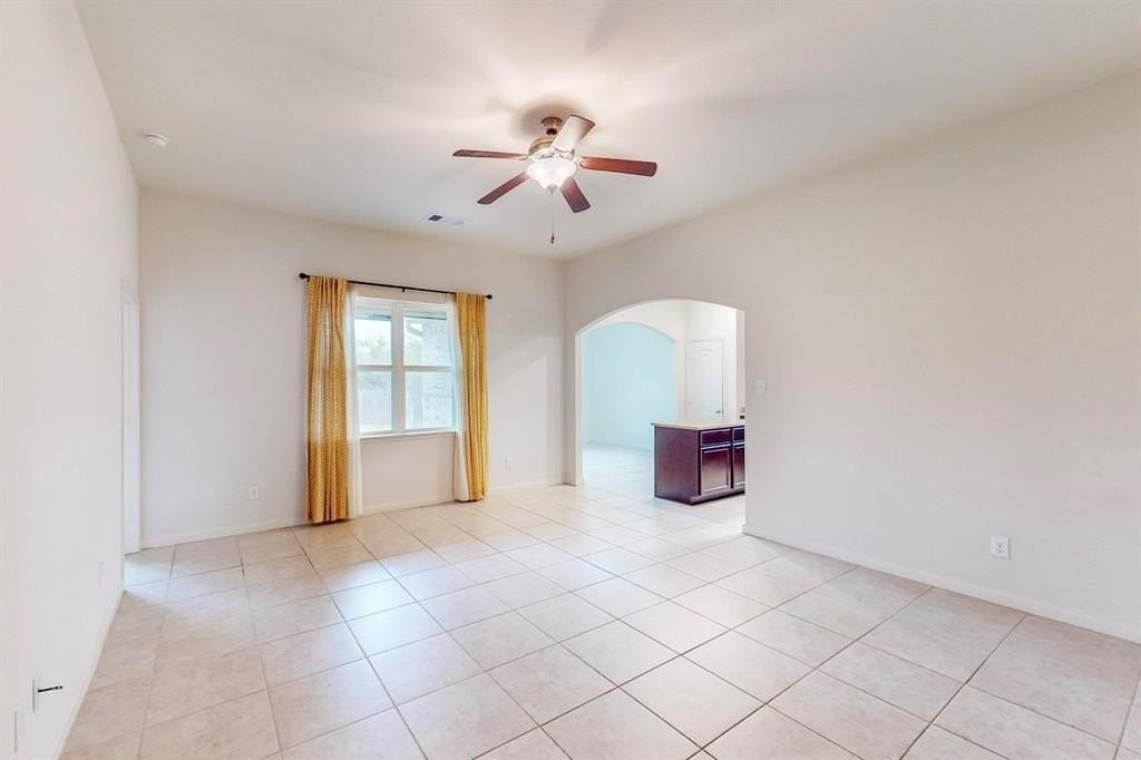 10 Kramer Court - Photo 6 of 38