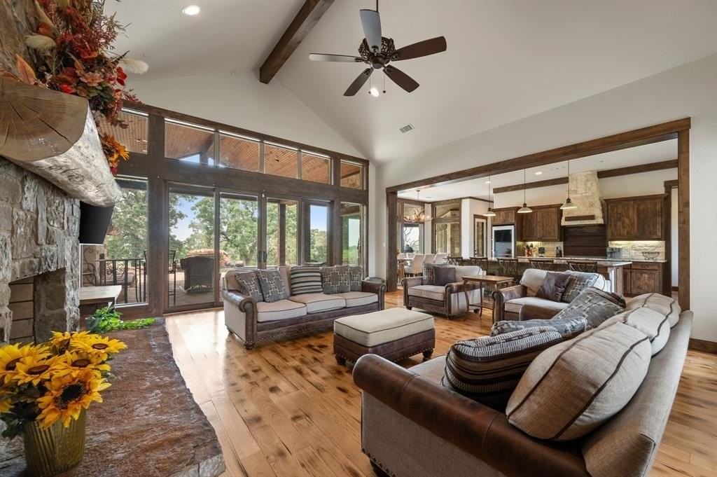 248 Howard Rd - Photo 3 of 39