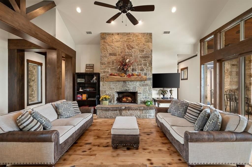 248 Howard Rd - Photo 6 of 39