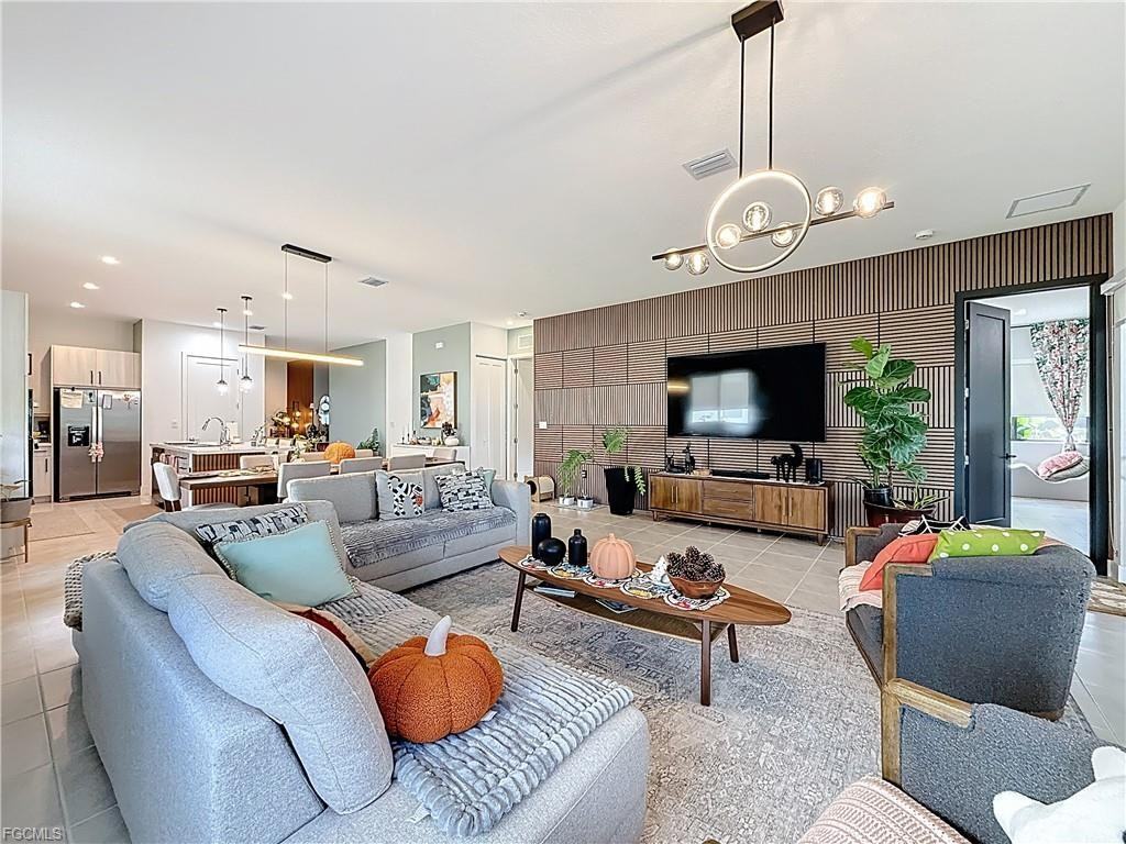 5277 Lamone Ln - Photo 7 of 8