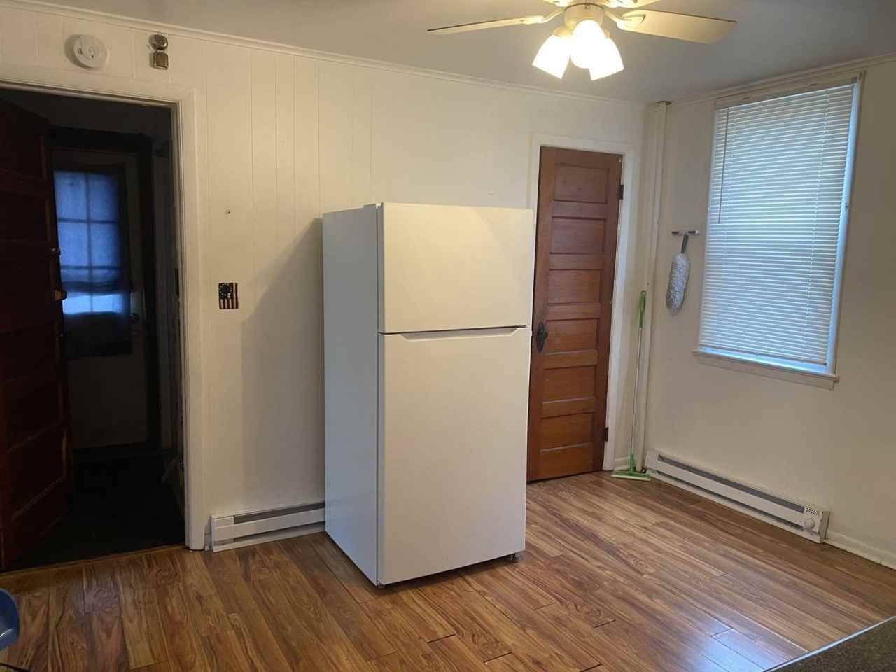 1504 Union St #1R - Photo 7 of 14