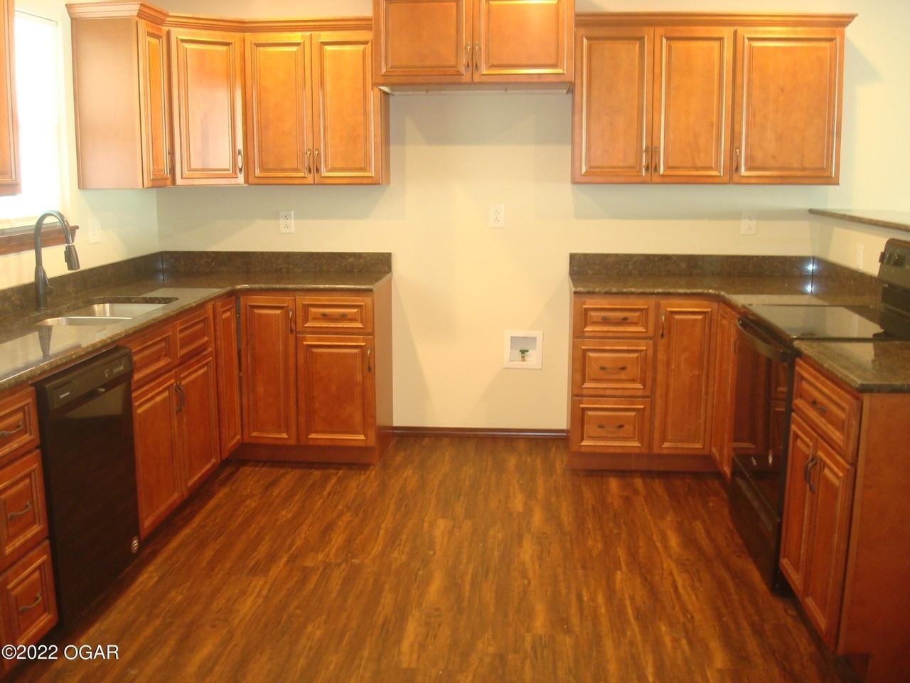 2719 Neosho Heights Avenue - Photo 3 of 18