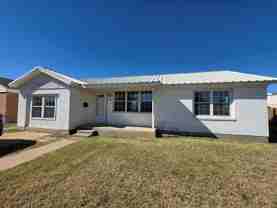 2706 Delano Ave - Photo 1 of 1