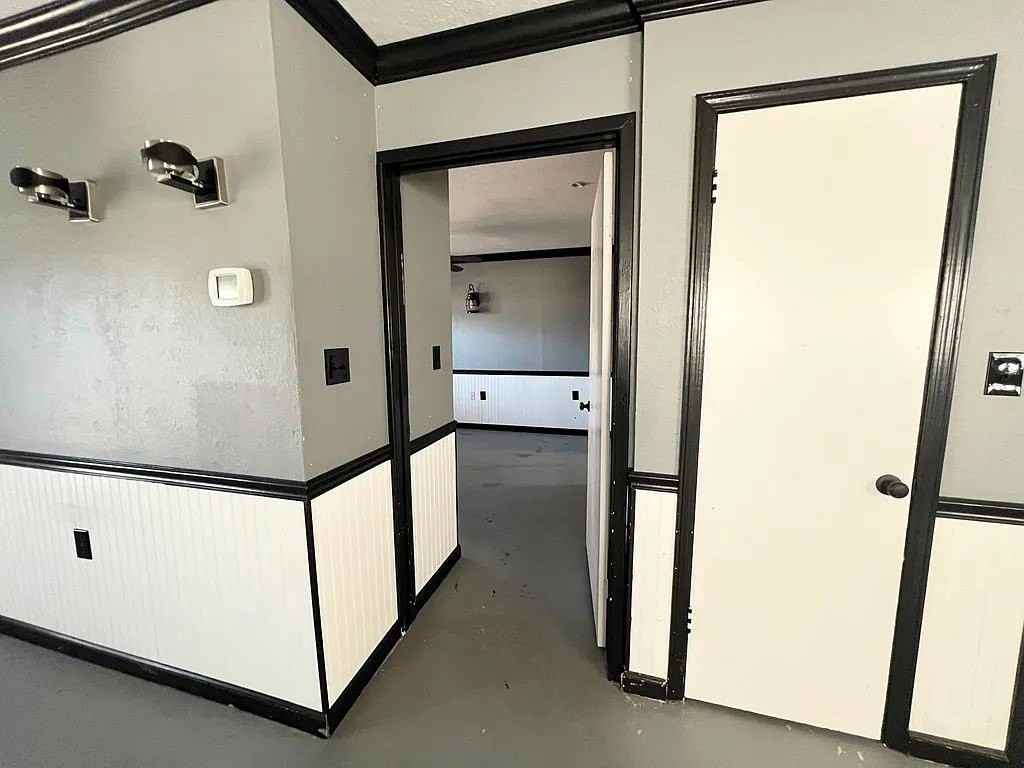 729 West Dormard Avenue - Photo 4 of 14