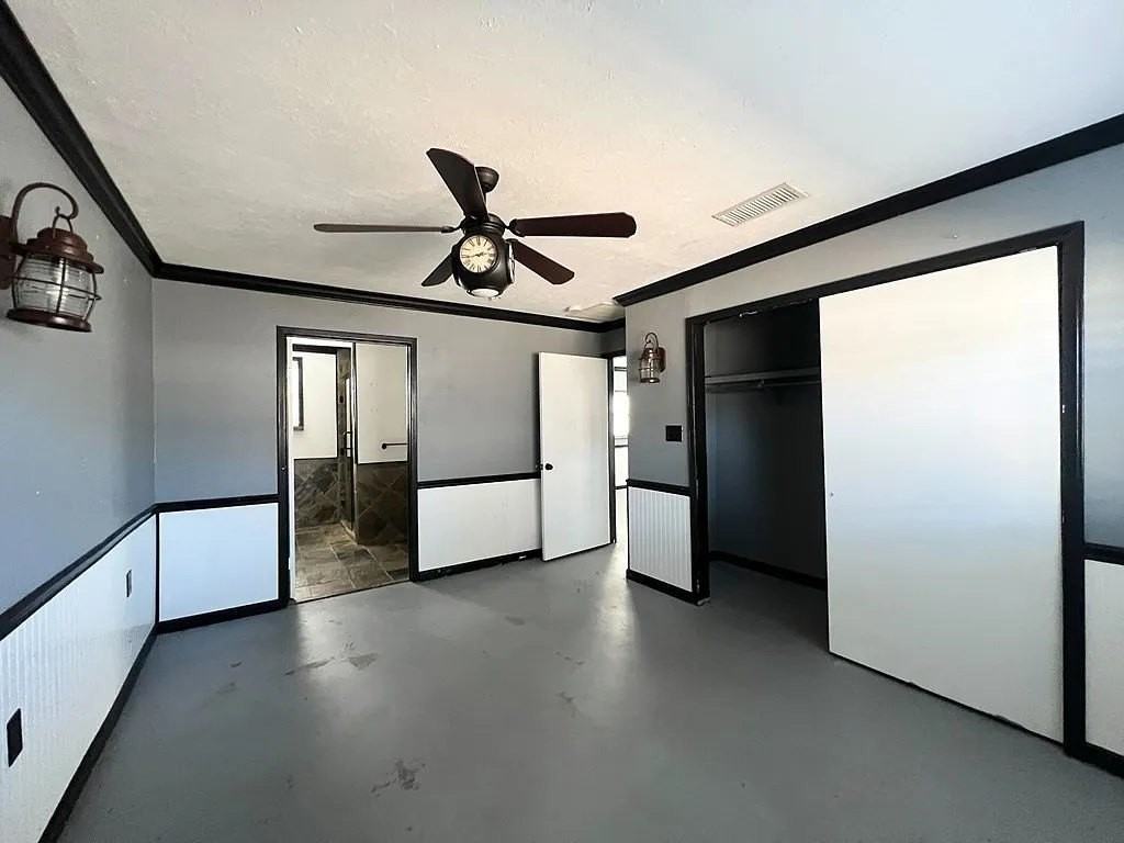 729 West Dormard Avenue - Photo 5 of 14