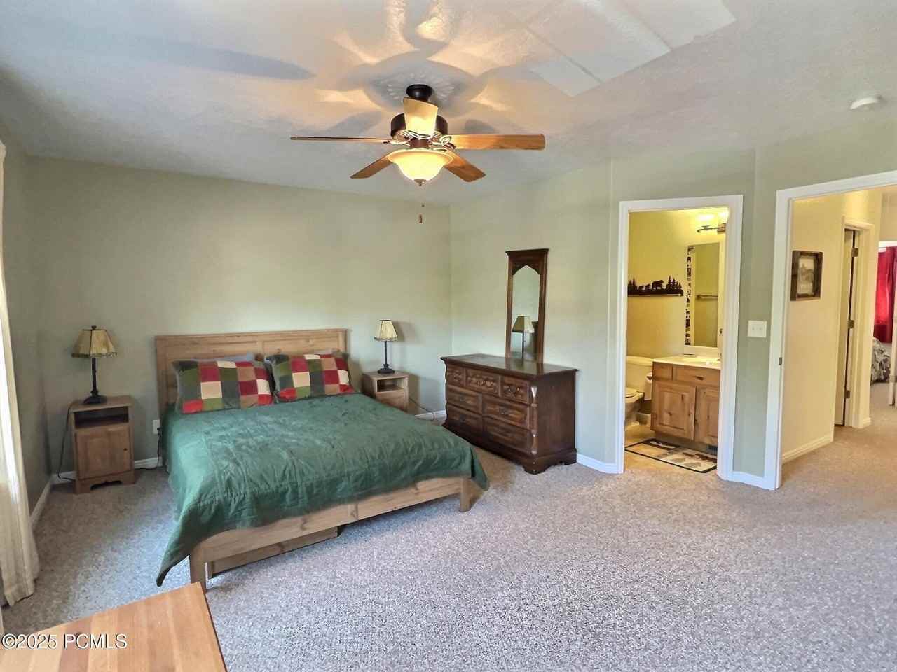 884 E Hamlet Cir S - Photo 6 of 22