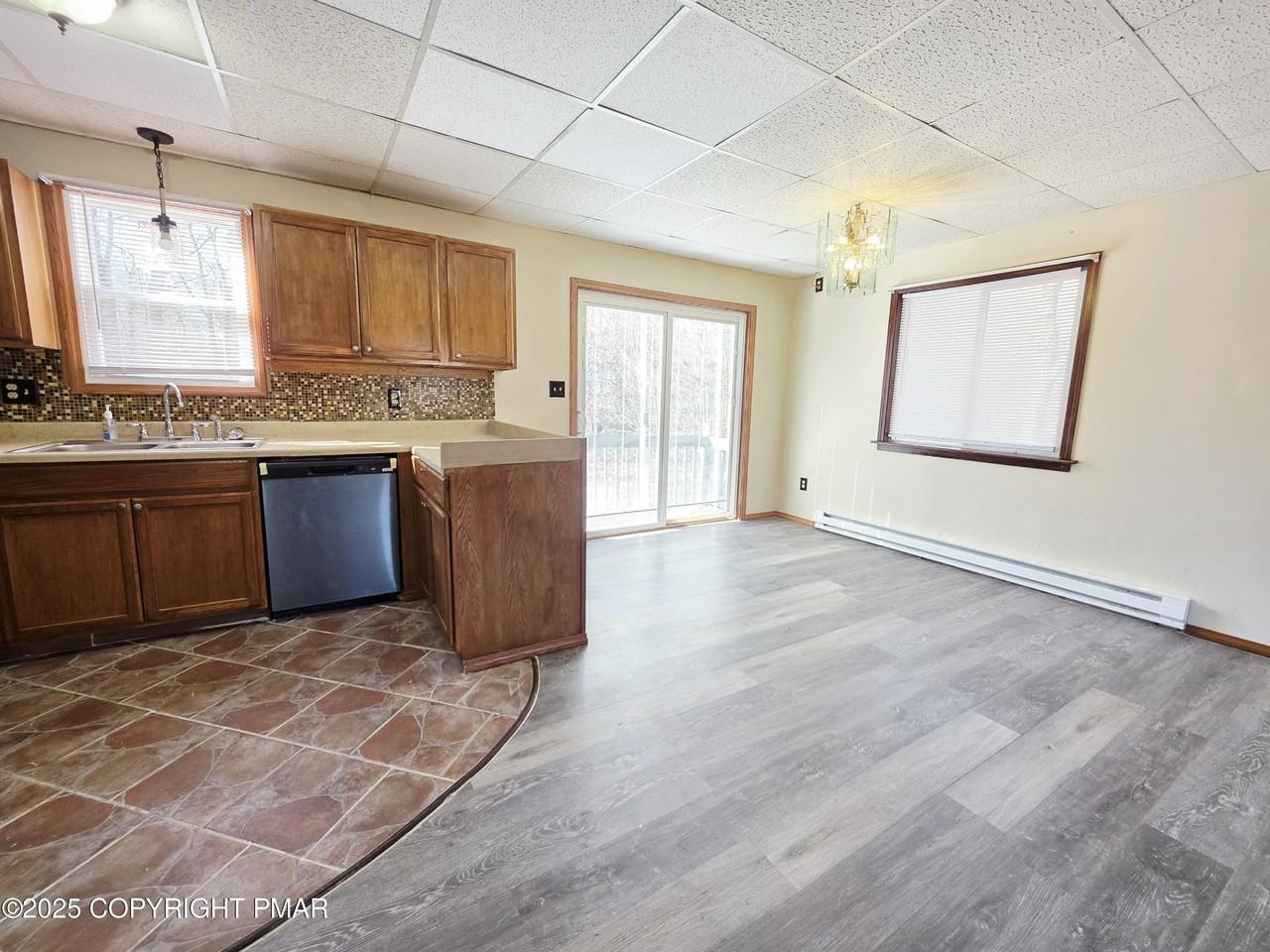 9040 Idlewild Dr - Photo 6 of 26