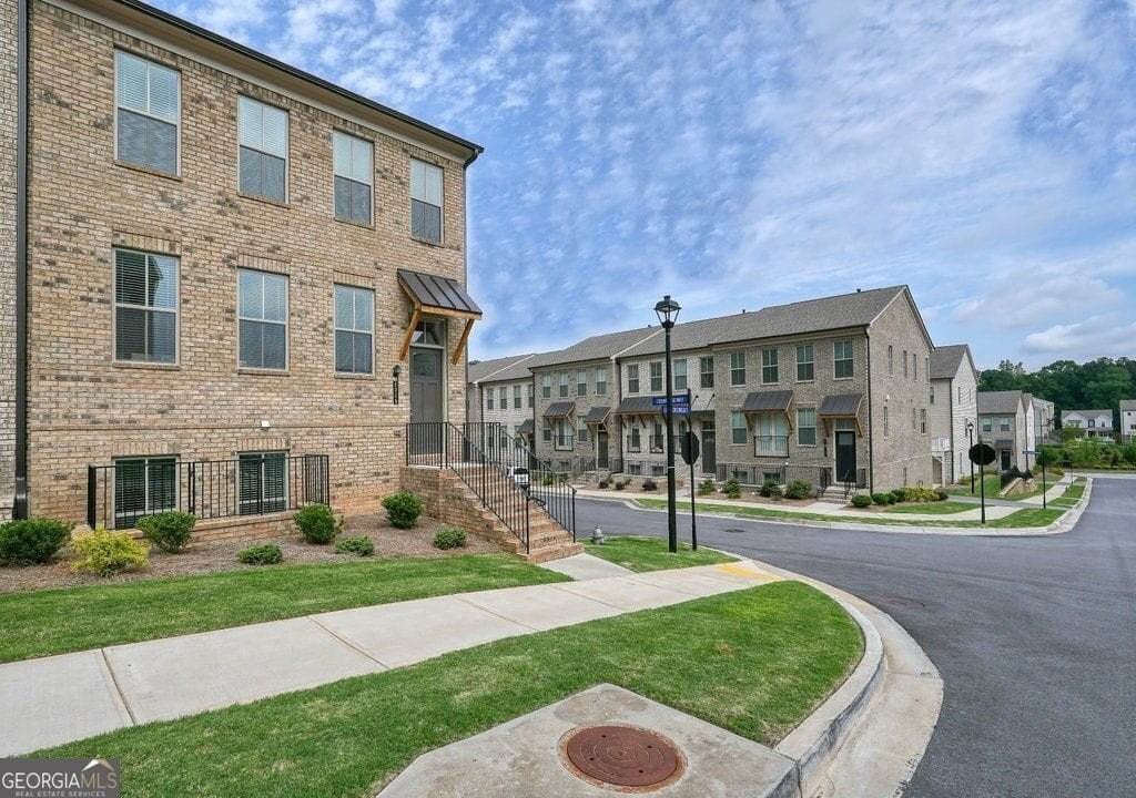 4240 Hickory Pine Alley - Photo 2 of 39