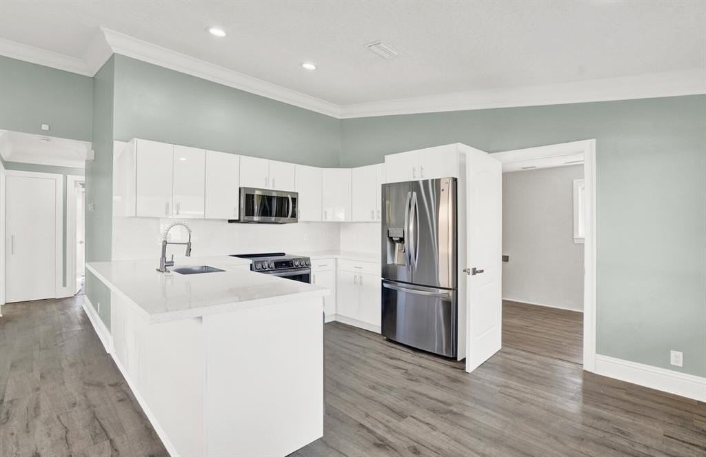 10548 Boca Entrada Blvd - Photo 6 of 26