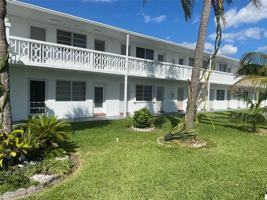 featured image of 52 Ne 204th St #2