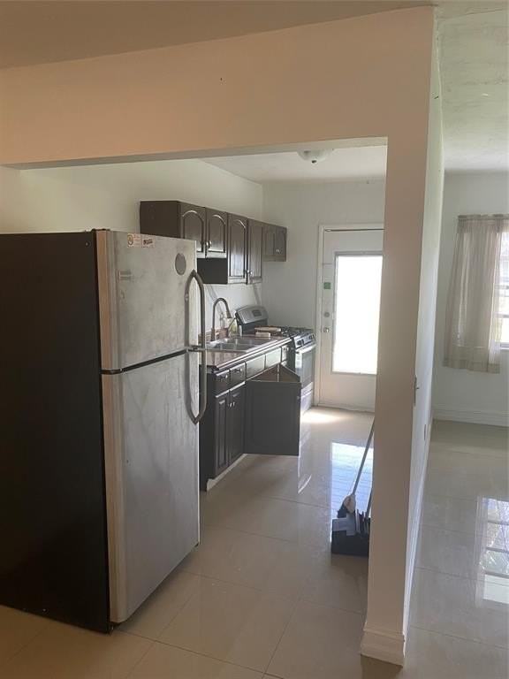 51 Ne 204th St #2 - Photo 2 of 24