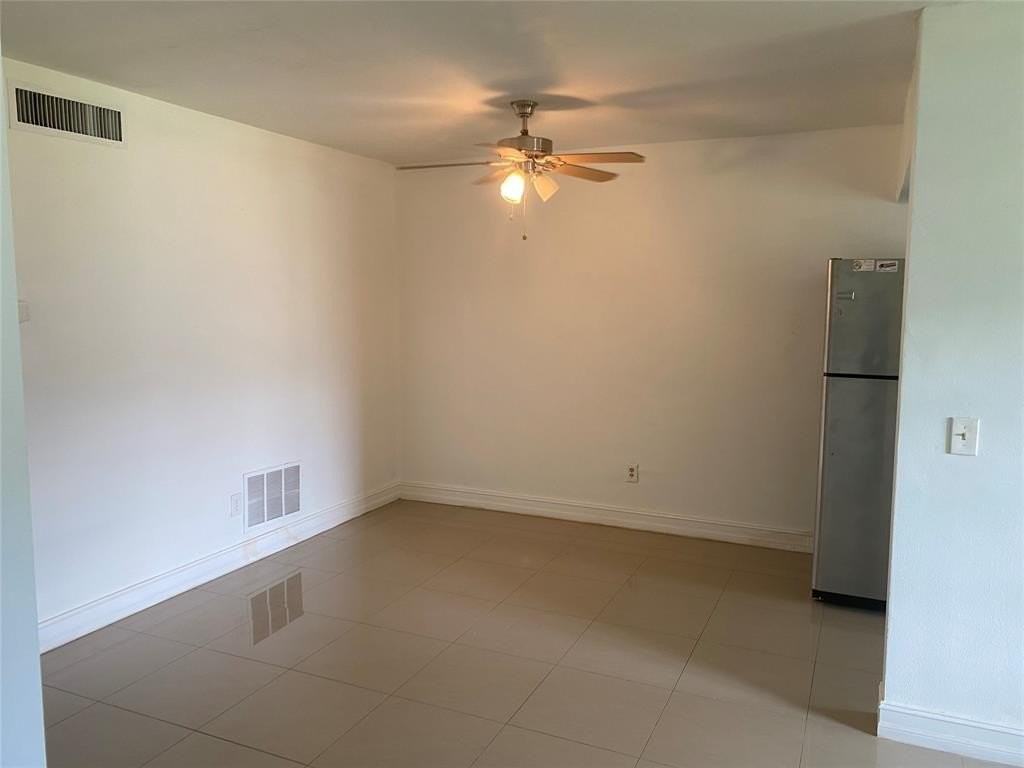 51 Ne 204th St #2 - Photo 5 of 24