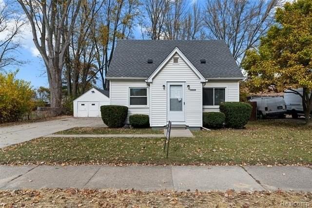 13263 Frazho Rd - Photo 2 of 21